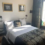 Hotell Beausoleil Montélimar