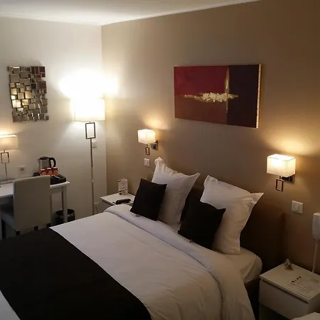 Beausoleil Hotel 2*