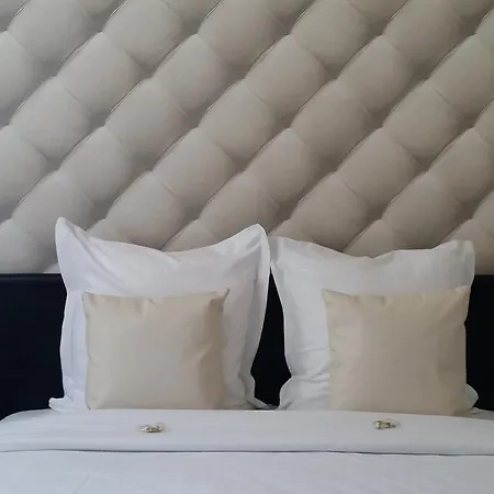 Beausoleil Hotel 2*